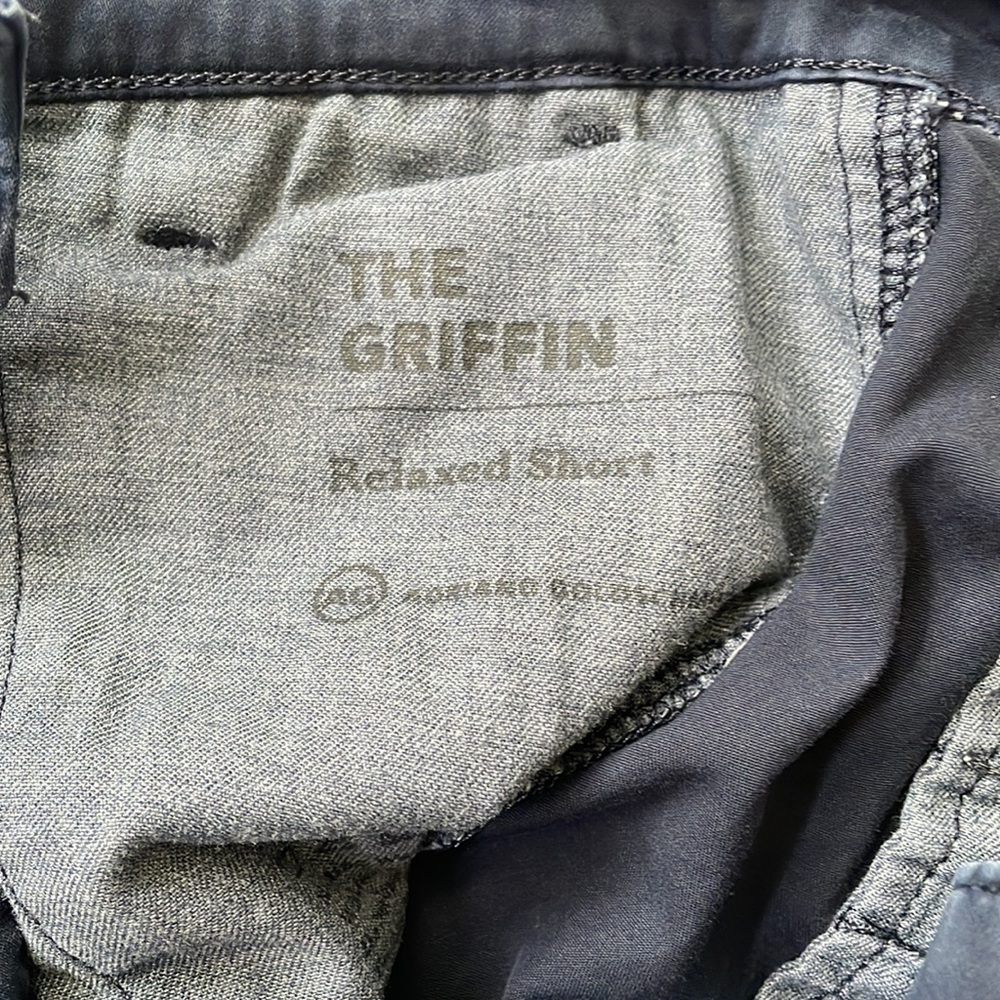 AG Navy Tailored shorts relaxed Griffin style - Picture 4 of 4